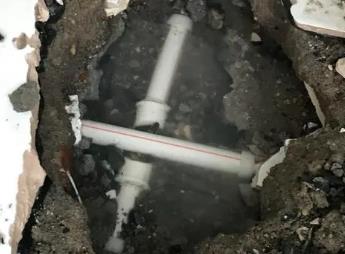 新巴尔虎左阳台漏水维修公司为您分享楼上楼下漏水怎么处理